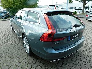 Volvo  T8 Inscription Plug-In Hybrid AWD