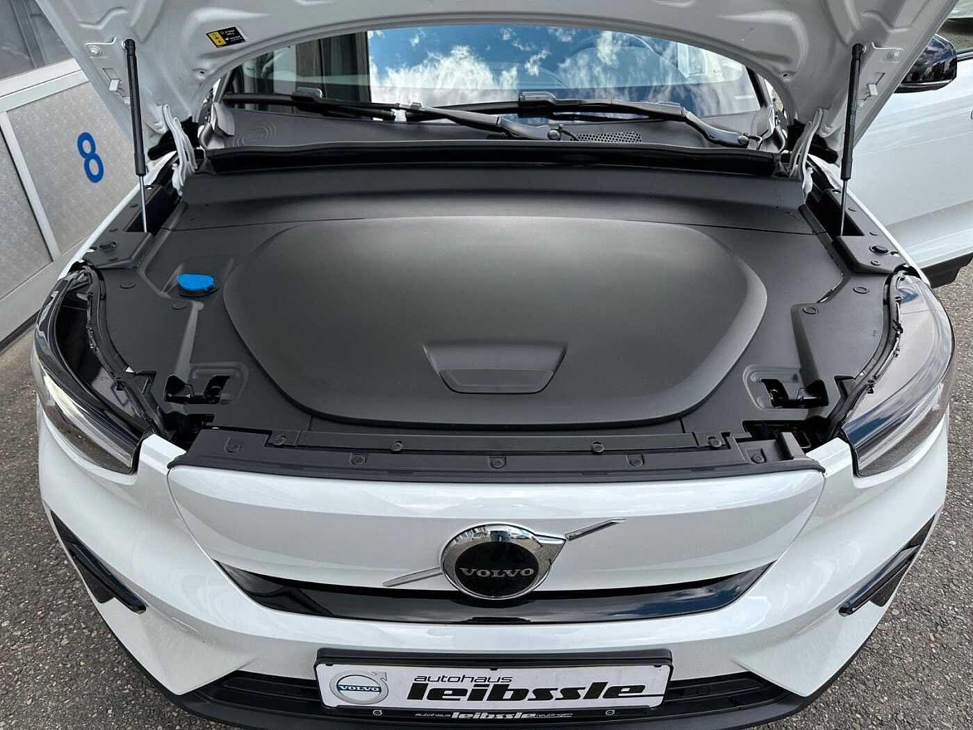 Volvo  Plus Recharge Pure Electric RWD-Pano-Cam