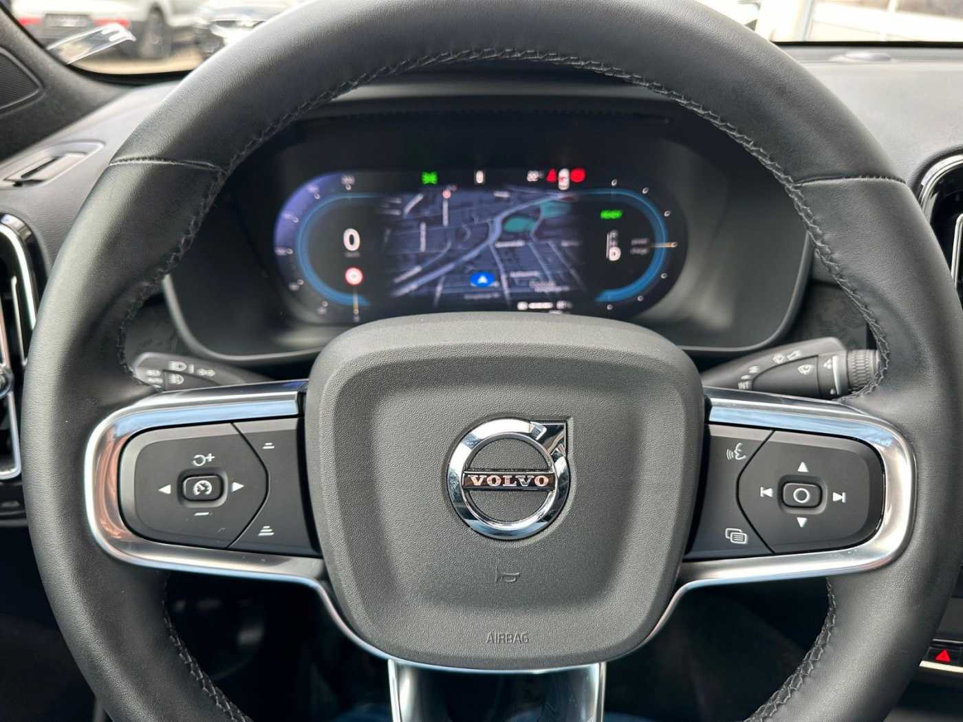 Volvo  Plus Recharge Pure Electric RWD-Pano-Cam