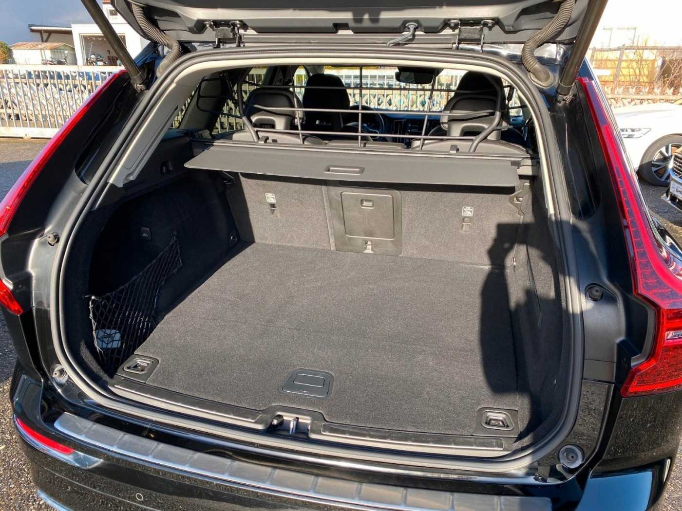 Volvo  T8 Inscription Plug-In Hybrid AWD -ACC-BLIS