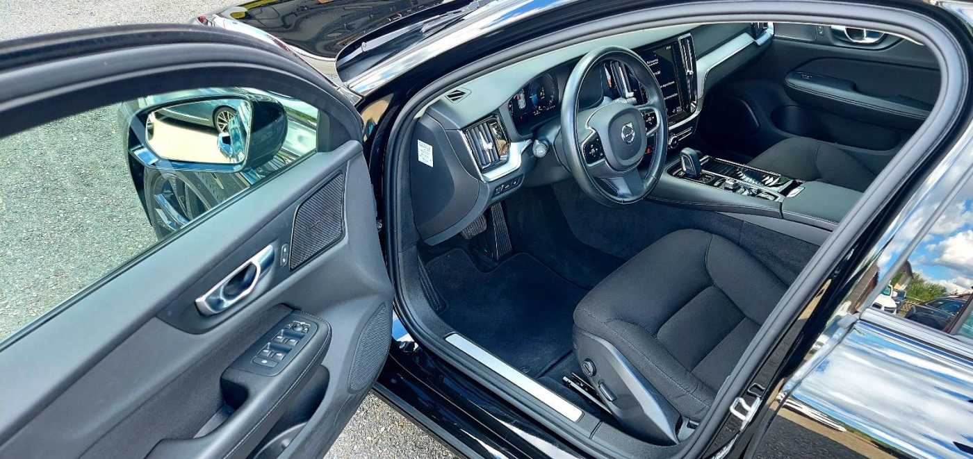 Volvo  T6 R-Design Expression Plug-In Hybrid AWD