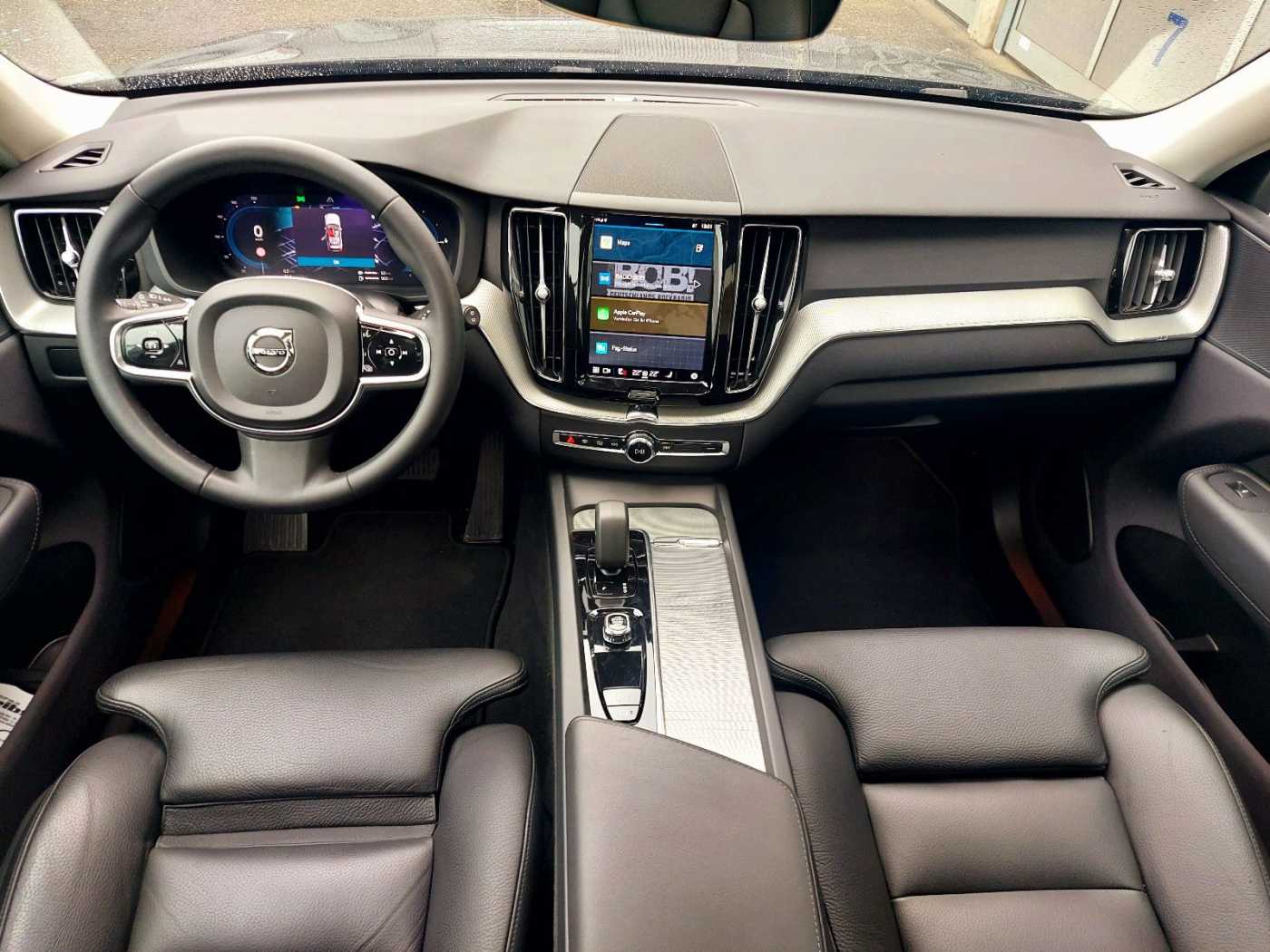 Volvo  T6 AWD Recharge Plus Dark