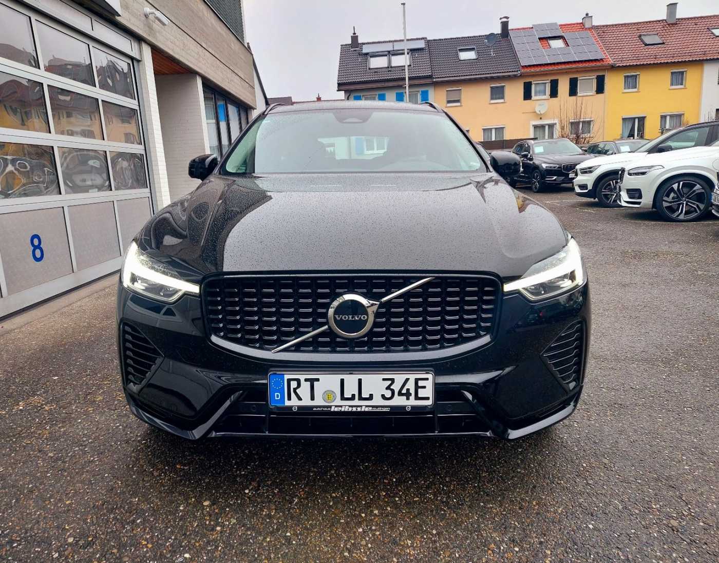 Volvo  T6 AWD Recharge Plus Dark