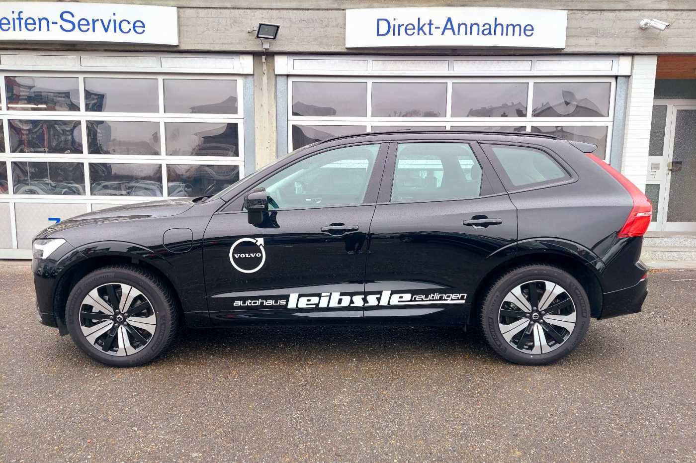 Volvo  T6 AWD Recharge Plus Dark