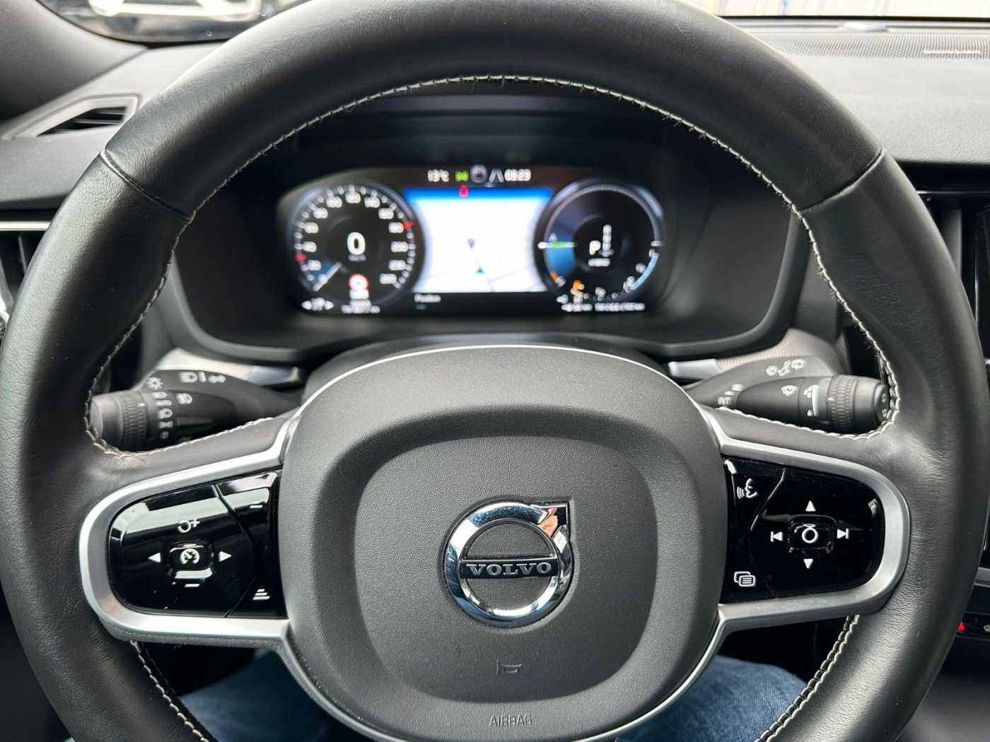 Volvo  T6 R-Design Plug-In Hybrid AWD -ACC-BLIS-