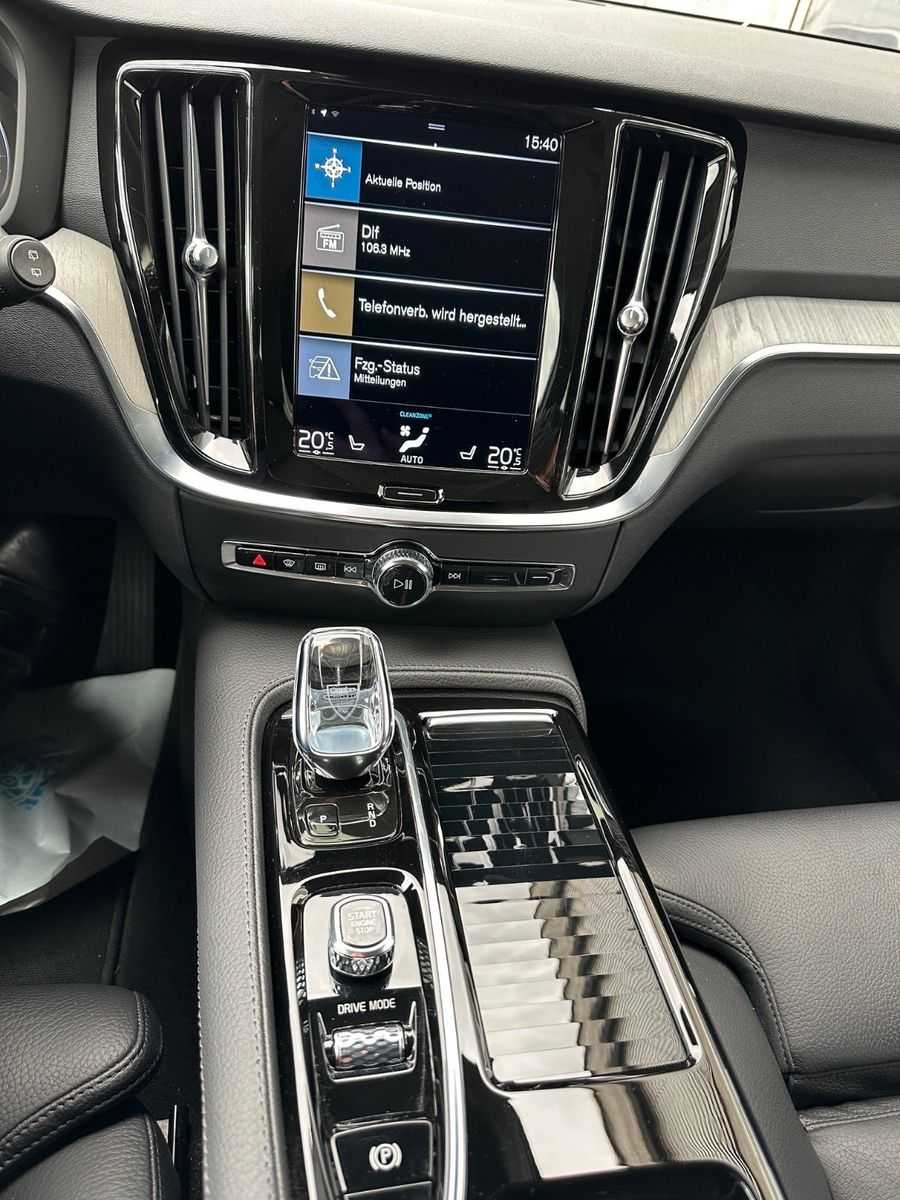 Volvo  T6 Inscription Plug-In Hybrid AWD