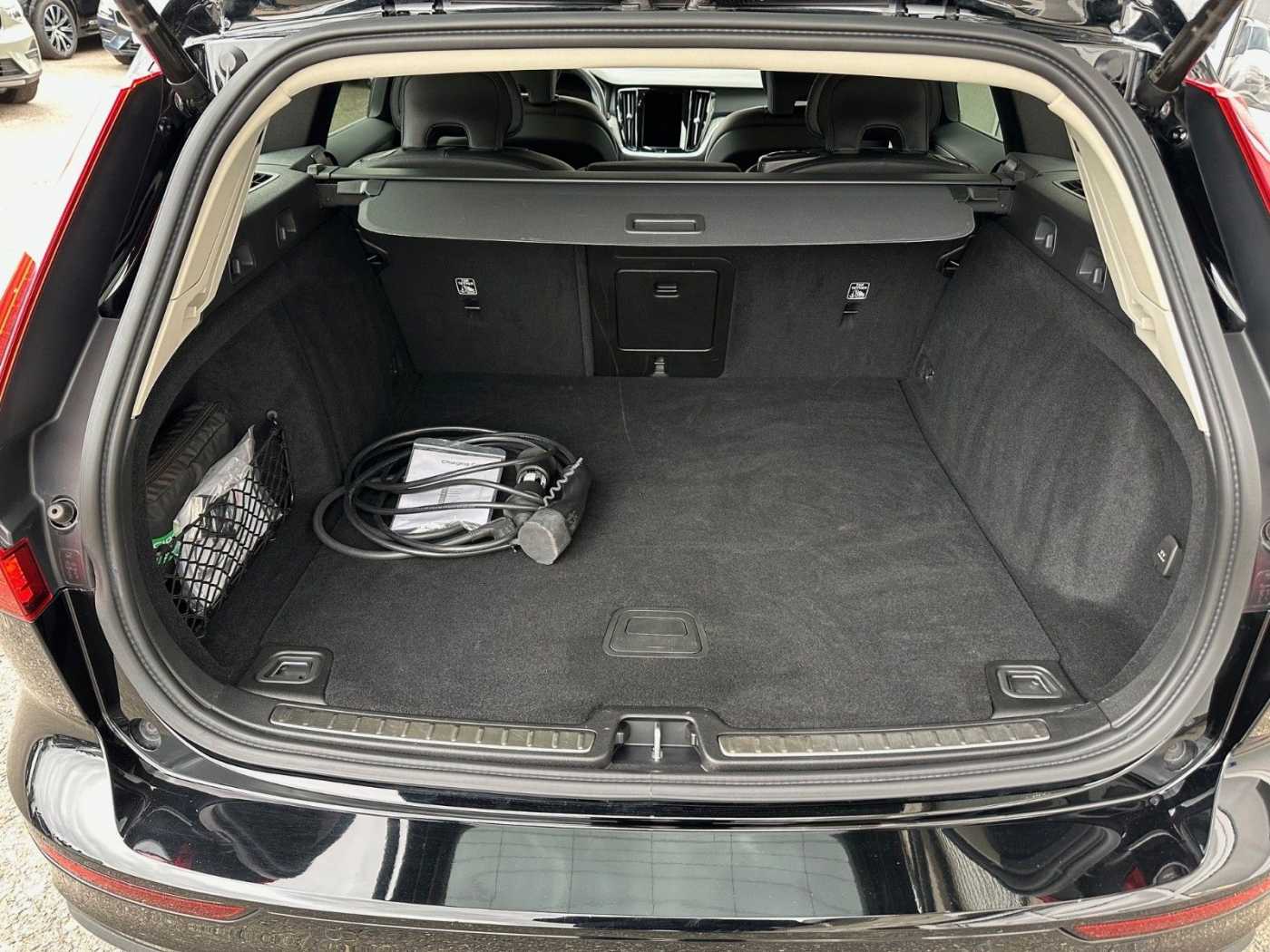 Volvo  T6 Inscription Plug-In Hybrid AWD