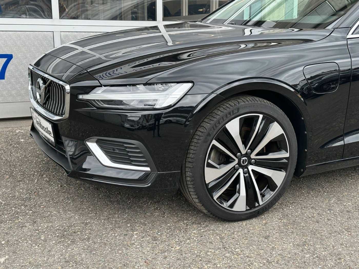 Volvo  T6 Inscription Plug-In Hybrid AWD