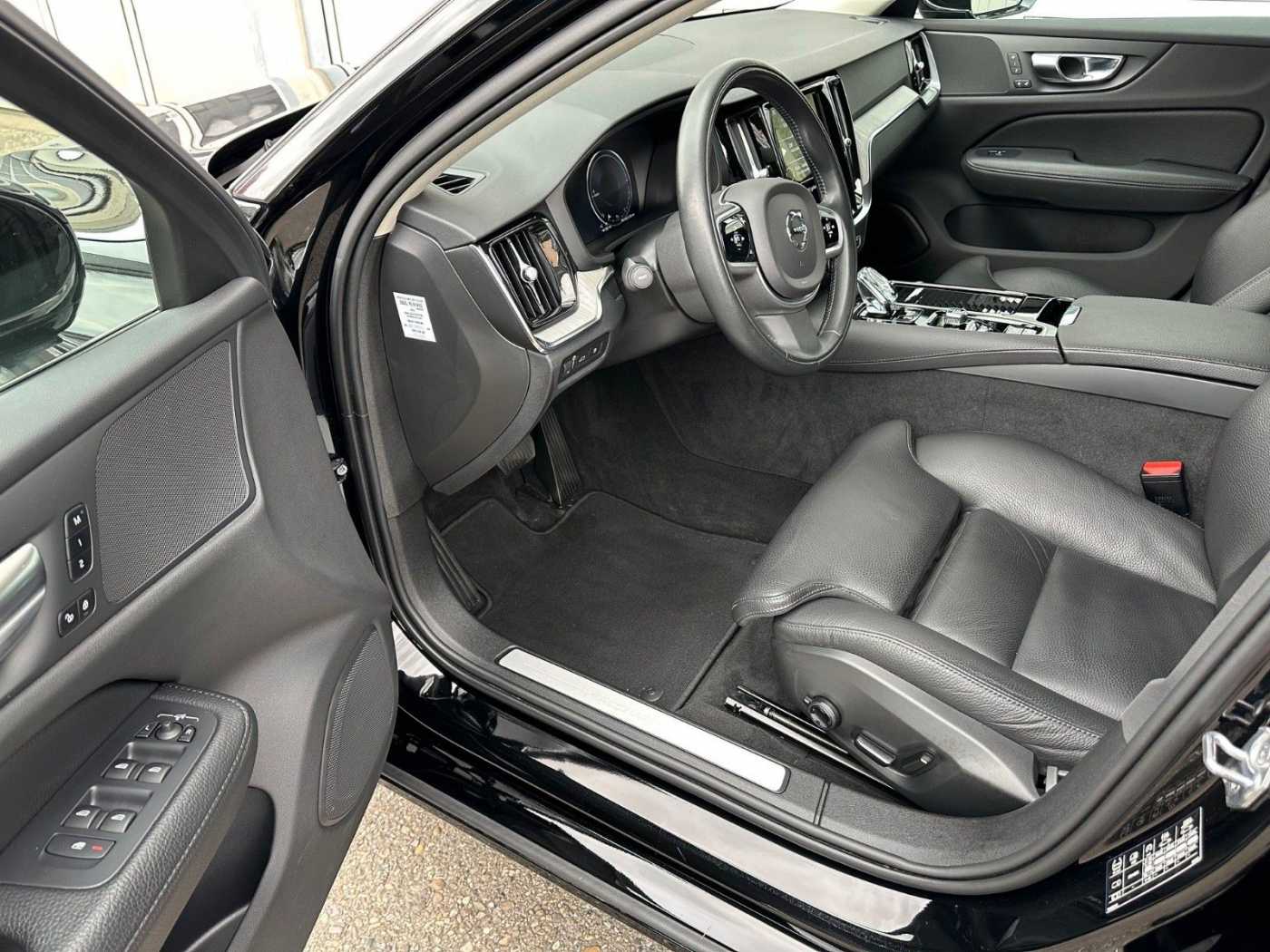 Volvo  T6 Inscription Plug-In Hybrid AWD