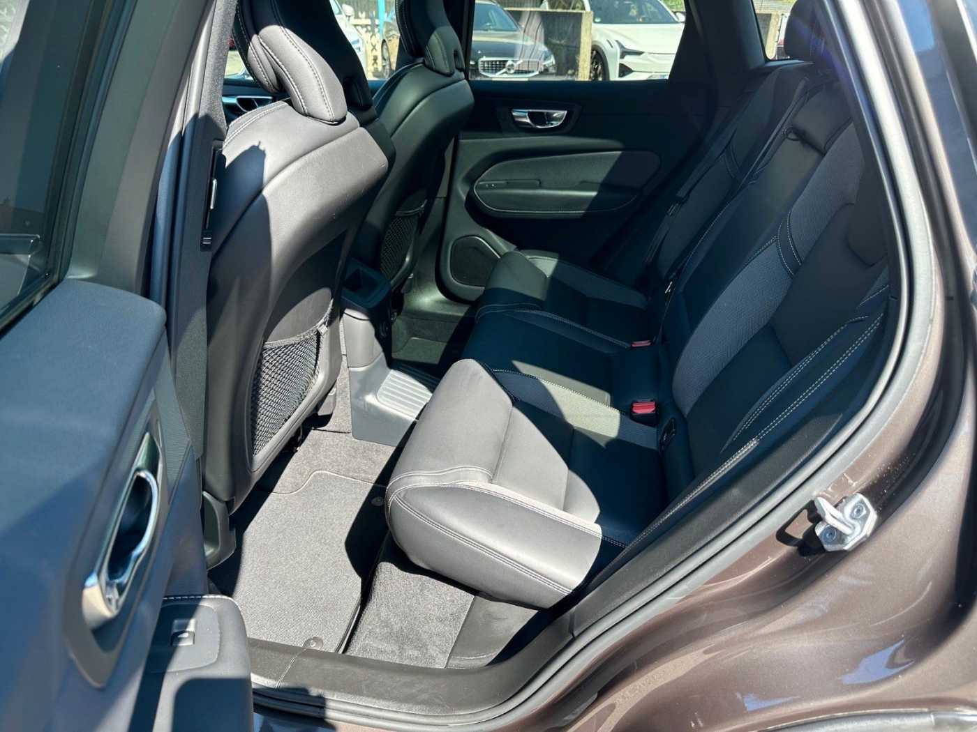 Volvo  T8 AWD R-Design Recharge mit Akku 18,8kWh