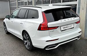 Volvo  T8 R-Design Recharge Plug-In Hybrid AWD