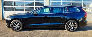 Volvo  T6 Plug-In Hybrid Momentum Pro AWD