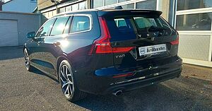 Volvo  T6 Plug-In Hybrid Momentum Pro AWD