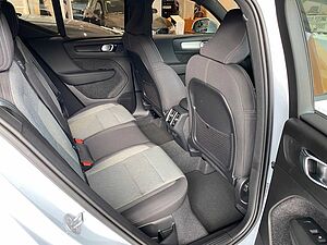 Volvo  T2 Core 2WD Automatik