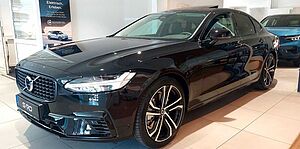 Volvo  T8 AWD Ultimate Dark-360°-HeadUp-Luft-Pano