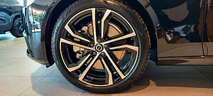 Volvo  T8 AWD Ultimate Dark-360°-HeadUp-Luft-Pano