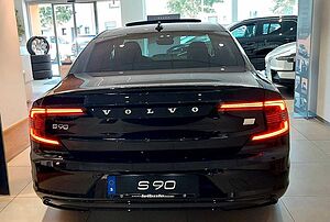 Volvo  T8 AWD Ultimate Dark-360°-HeadUp-Luft-Pano