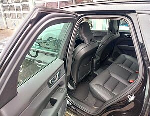 Volvo  T6 AWD Recharge Plus Dark
