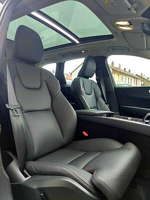 Volvo  T6 AWD Recharge Plus Dark