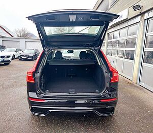 Volvo  T6 AWD Recharge Plus Dark