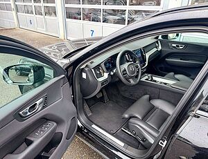 Volvo  T6 AWD Recharge Plus Dark