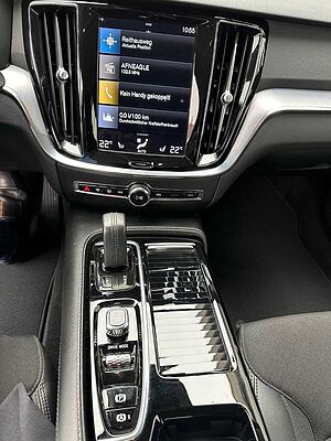 Volvo  T8 R-Design Expression AWD Plug-In Hybrid