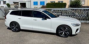 Volvo  T8 R-Design Plug-In Hybrid AWD