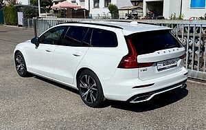 Volvo  T8 R-Design Plug-In Hybrid AWD