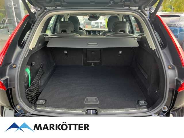 Volvo  XC60 D4 Schaltgetriebe (140kW/190PS) Momentum Pro