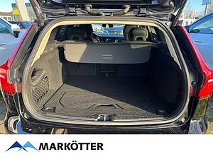 Volvo  V60 Plus, B4 Mild-Hybrid, Diesel, Dark