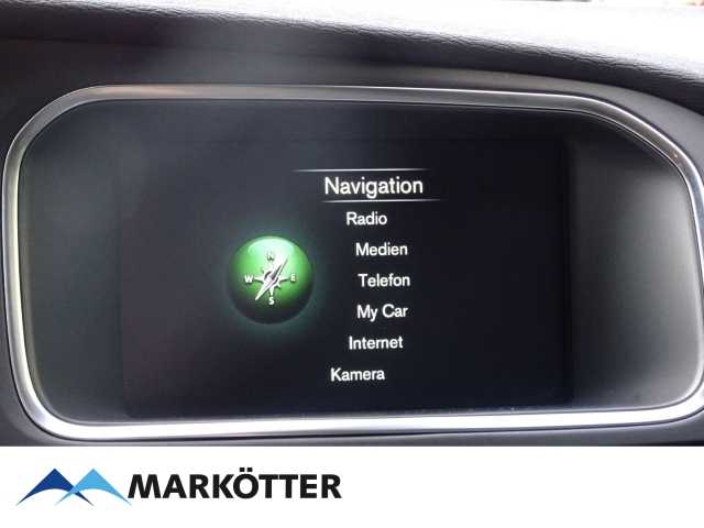 Volvo  Cross Country D2 Momentum/NAVI/PDC/CAM/SHZ