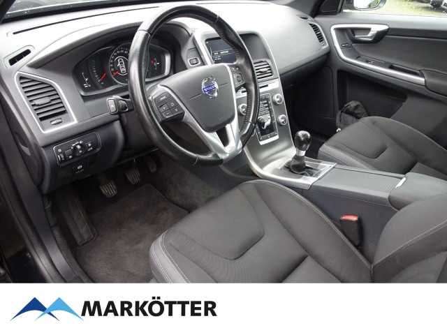 Volvo  D3 DPF 2WD, Summum, Pano/Cam/SHZ/Schalter