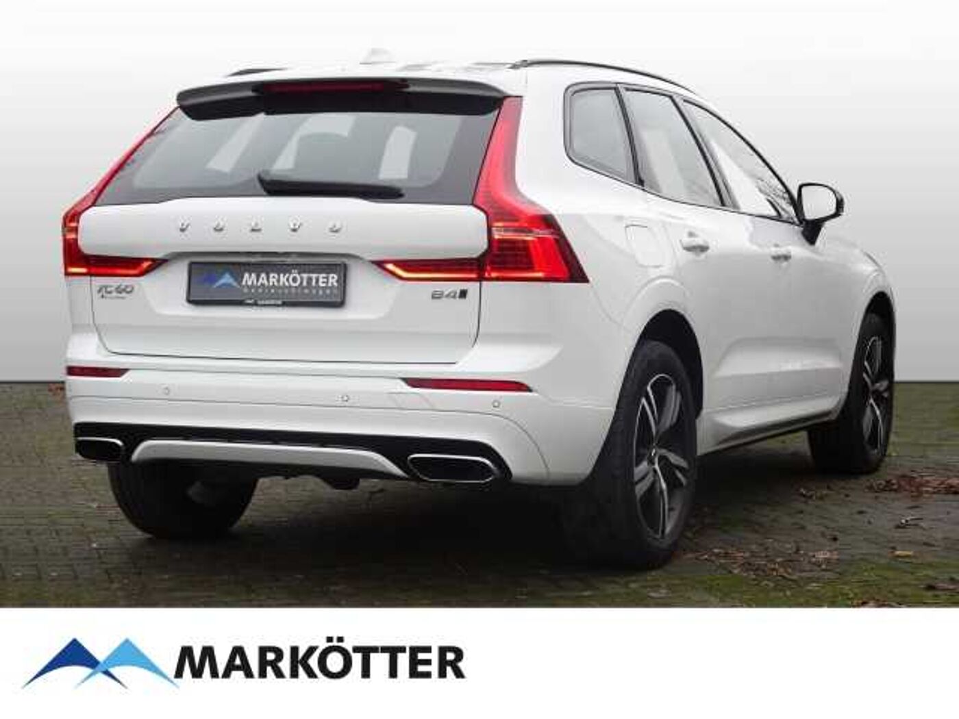 Volvo  Plus Dark 2WD B4 Benzin /Memory/BLIS/AHK