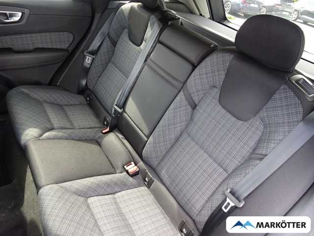 Volvo  Core B4 Benzin/LED/FSH/SHZ/CAM