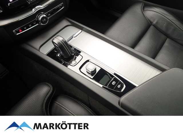 Volvo  T8 R Design AWD/NAVI/LED/PDC/B&W/AHK/SHZ/