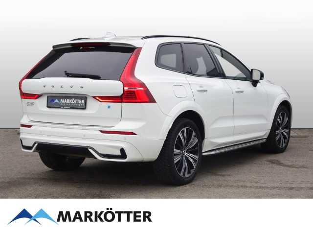 Volvo  T8 R Design AWD/NAVI/LED/PDC/B&W/AHK/SHZ/