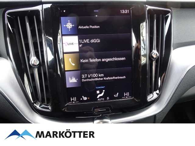 Volvo  Momentum Pro D4 2WD/Navi/AHK/H&K/Cam/SHZ/BLIS