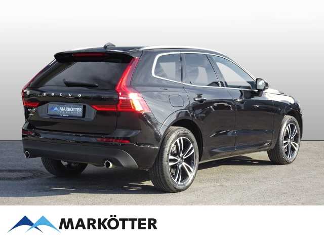 Volvo  Momentum Pro D4 2WD/Navi/AHK/H&K/Cam/SHZ/BLIS