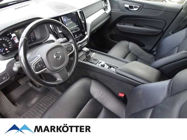 Volvo  Momentum Pro D4 2WD/Navi/AHK/H&K/Cam/SHZ/BLIS