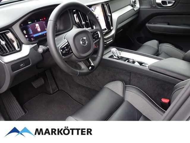 Volvo  Plus Dark 2WD B4 Benzin /Memory/BLIS/AHK