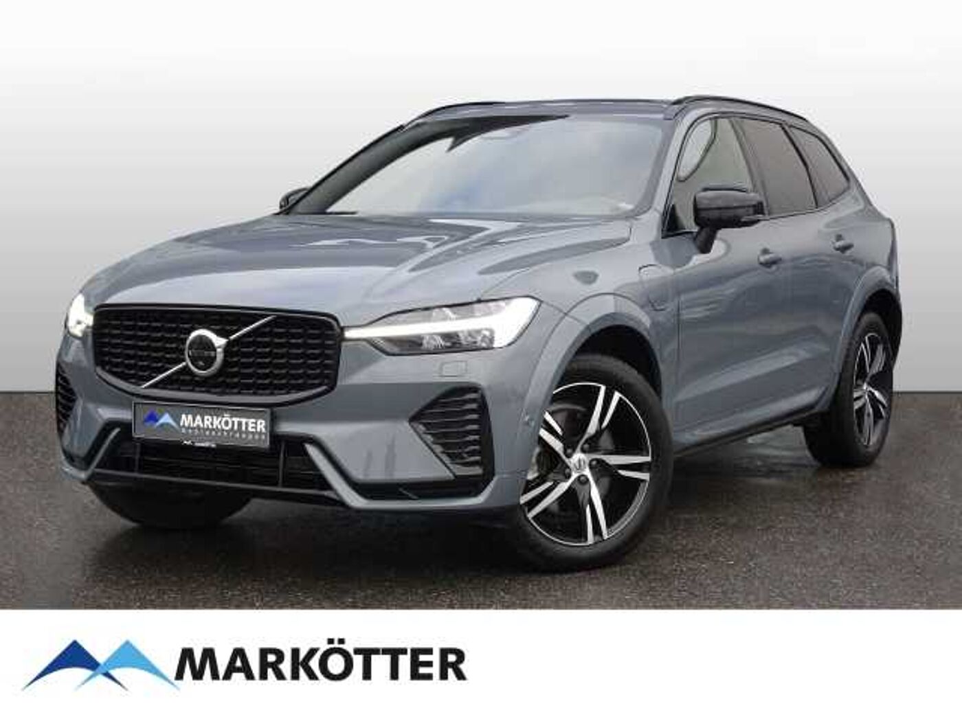 Volvo  T6 AWD R Design/NAVI/LED/SHZ/AHK/ACC/Four-C