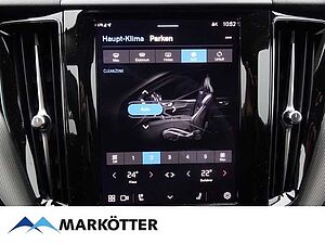 Volvo  Plus Dark Recharge Plug-In Hybrid AWD T6