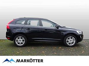 Volvo  D3 DPF 2WD, Summum, Pano/Cam/SHZ/Schalter