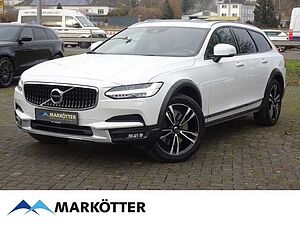 Volvo  D5 Momentum Pro AWD/NAVI/LED/AHK/PDC/HuD