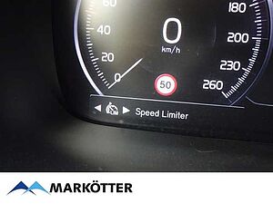 Volvo  D5 Momentum Pro AWD/NAVI/LED/AHK/PDC/HuD