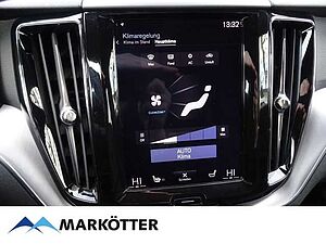 Volvo  Momentum Pro D4 2WD/Navi/AHK/H&K/Cam/SHZ/BLIS