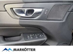 Volvo  Momentum Pro D4 2WD/Navi/AHK/H&K/Cam/SHZ/BLIS