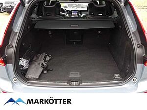 Volvo  T6 AWD R Design/NAVI/LED/SHZ/AHK/ACC/Four-C