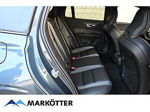 Volvo  B4 Benzin Plus Dark/ACC/19Zoll/Matrix-LED