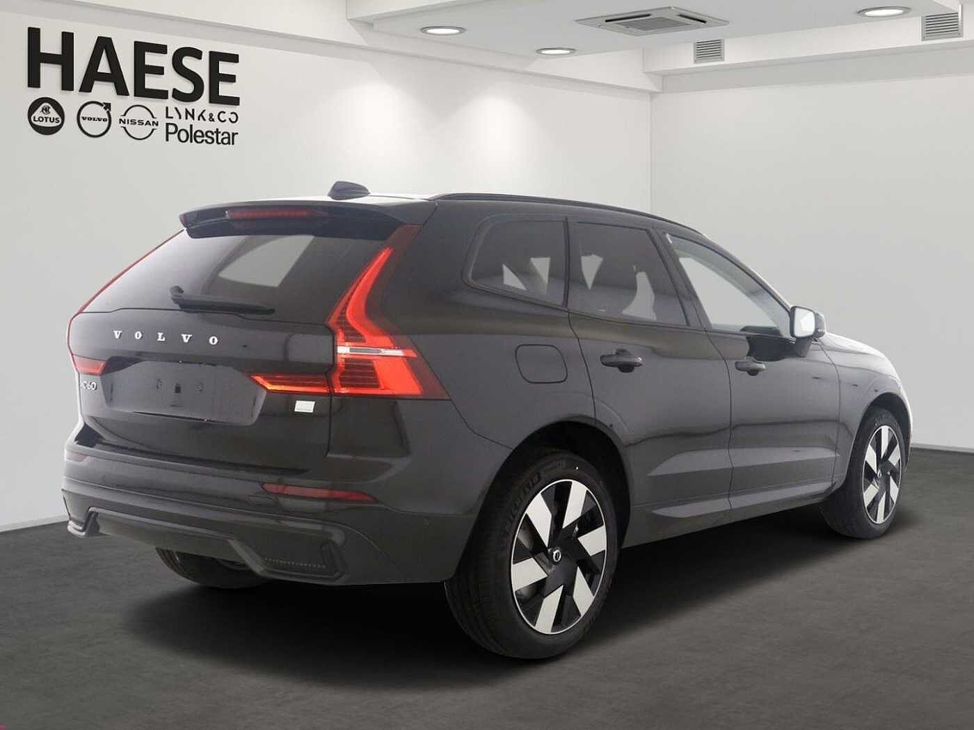 Volvo  Plus Dark Plug-In Hybrid AWD T8 EU6d StandH